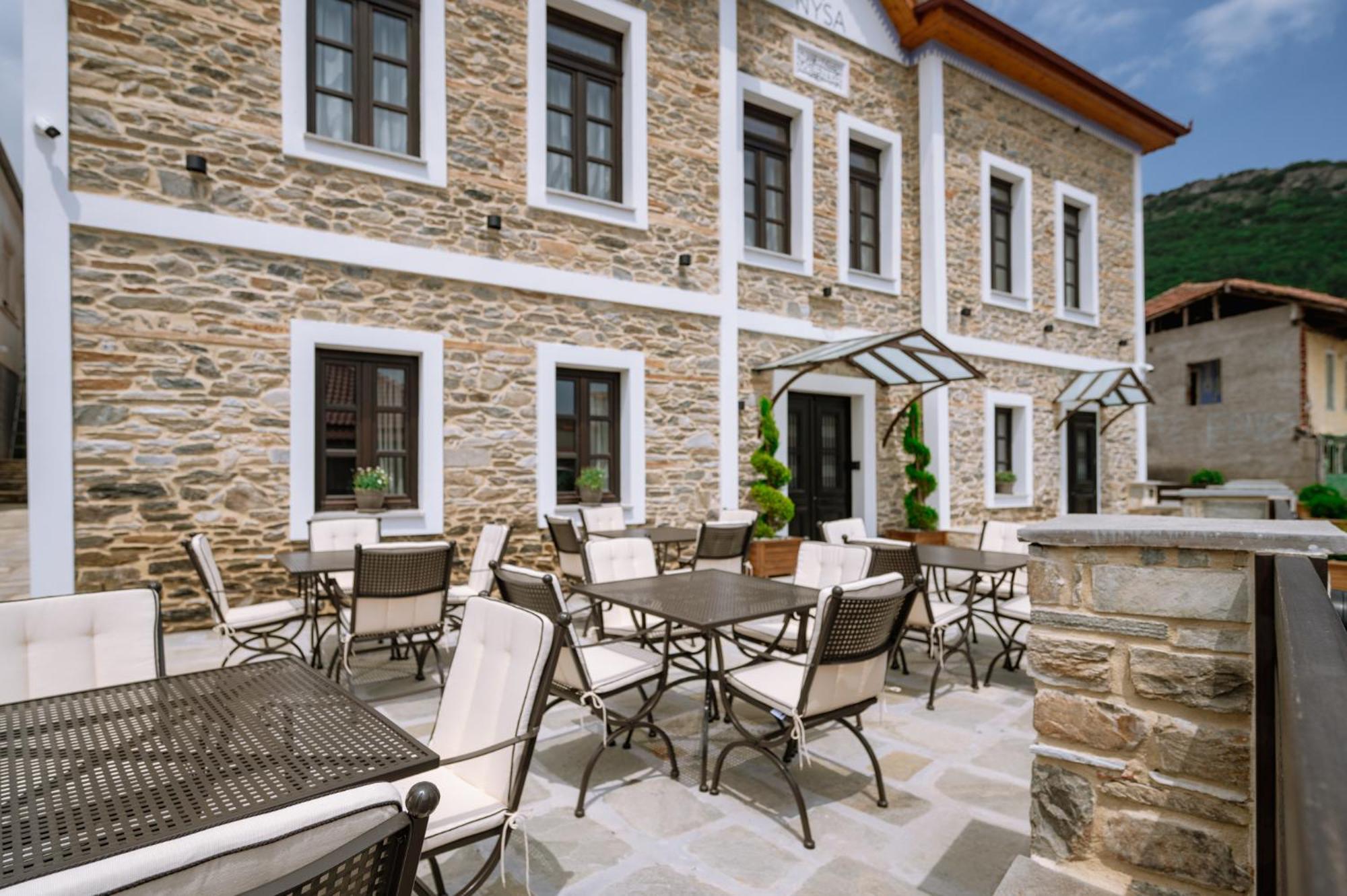 Hotel Νysa Mousthéni Exteriér fotografie